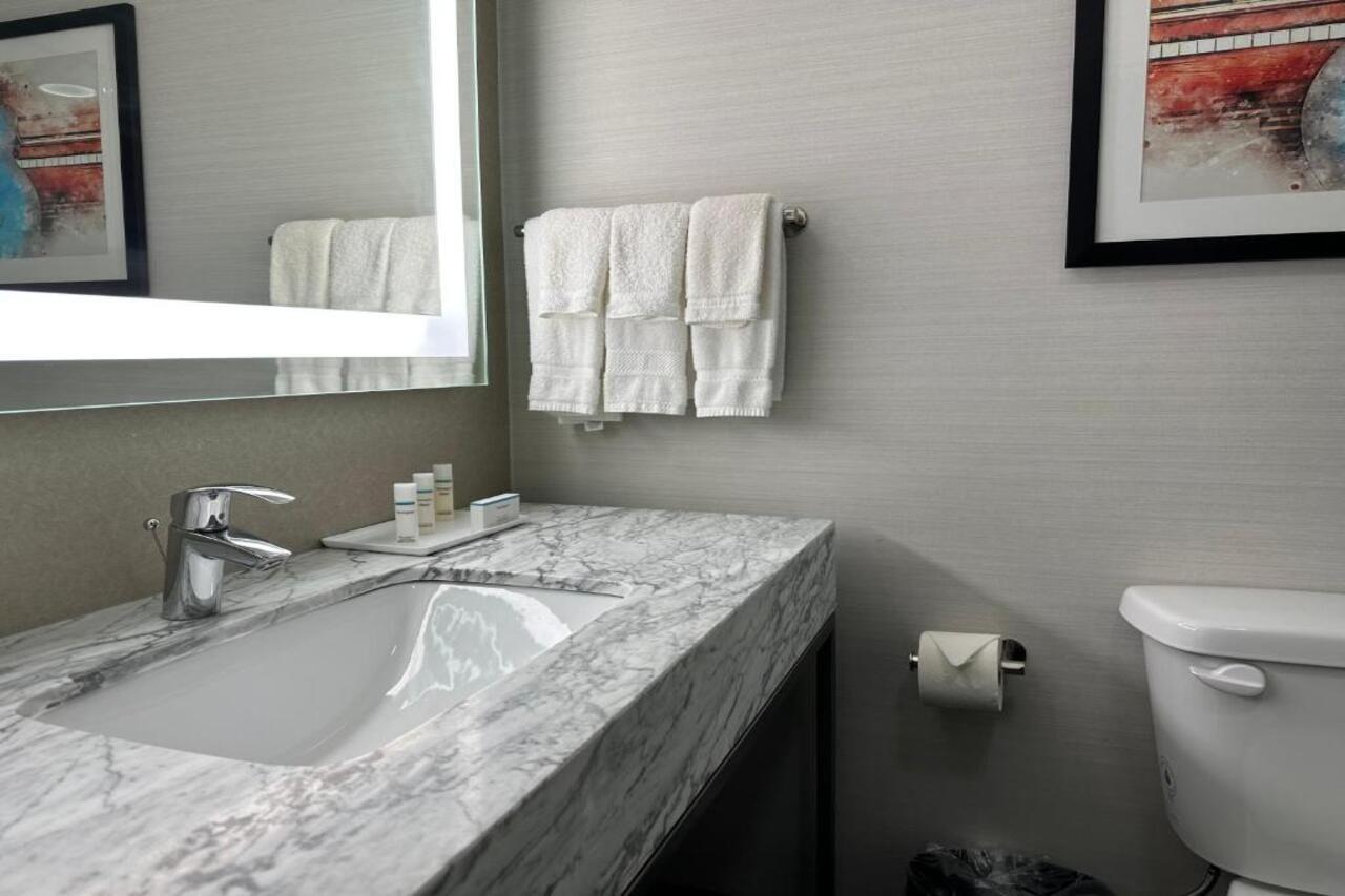Hilton Garden Inn Nashville Airport Ngoại thất bức ảnh
